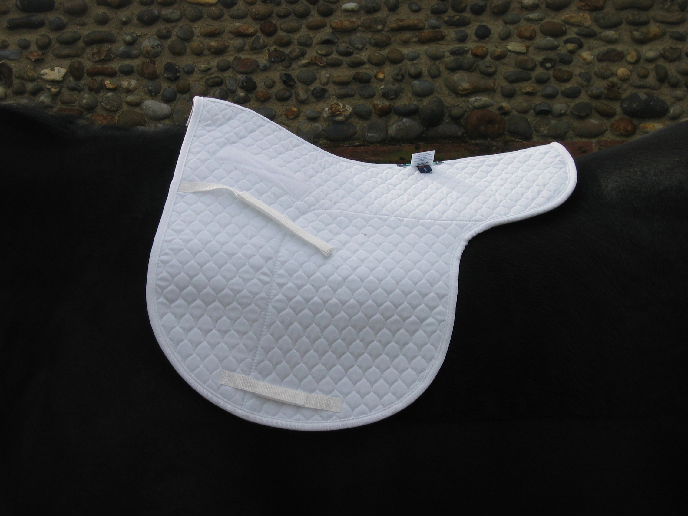 Standard Quilt, for most BALANCE Saddle styles.